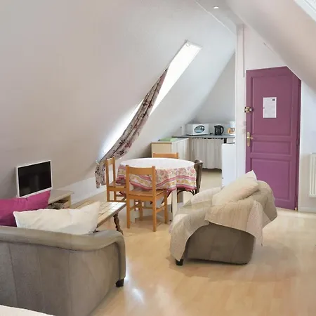 D'hotes Chez Caroline فندق مبيت وإفطار كولمار