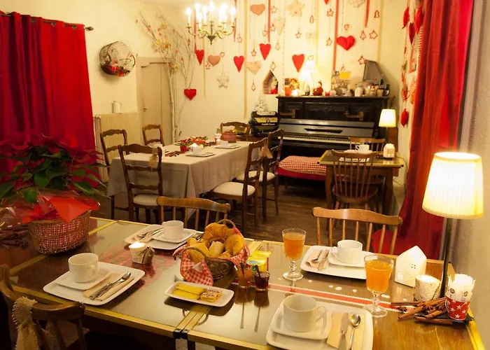 Couette-café Chez Caroline Dans Un Havre De Verdure Et De Calme Colmar